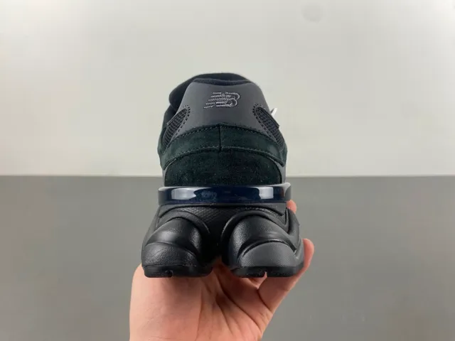 New Balance Verde Negro Suela Multicapa Ante y Malla Superior Zapatillas Chunky 4