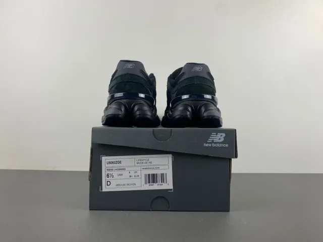 New Balance Verde Negro Suela Multicapa Ante y Malla Superior Zapatillas Chunky 17