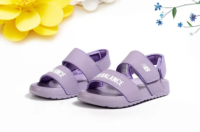 New Balance পিঙ্ক দুই স্ট্র্যাপ ভেলক্রো বন্ধনী কাজুয়াল স্যান্ডেল 7