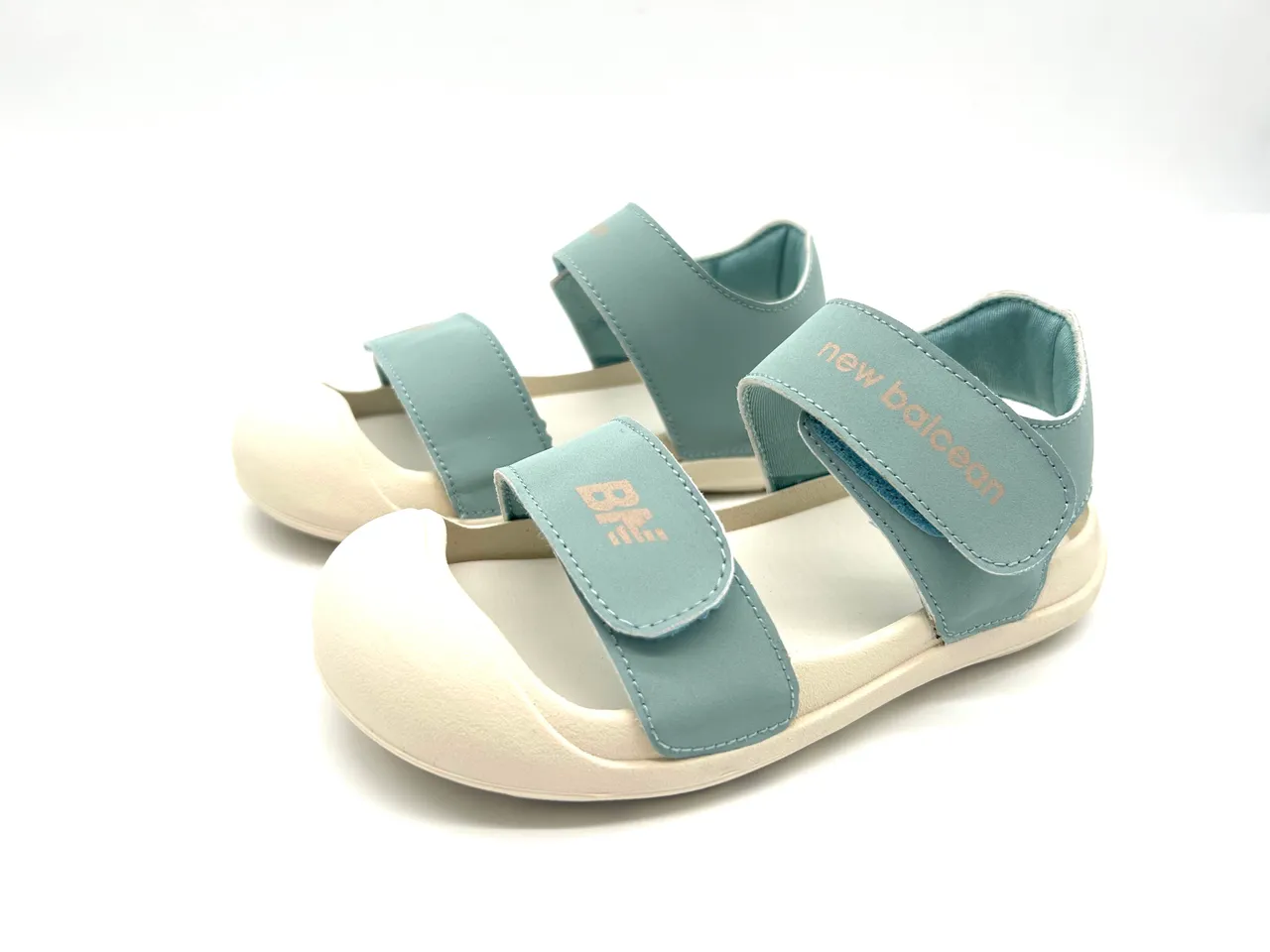 New Balance Purple Pink Two-Strap Velcro Closure Molded Rubber Sole Casual Sandals 22
