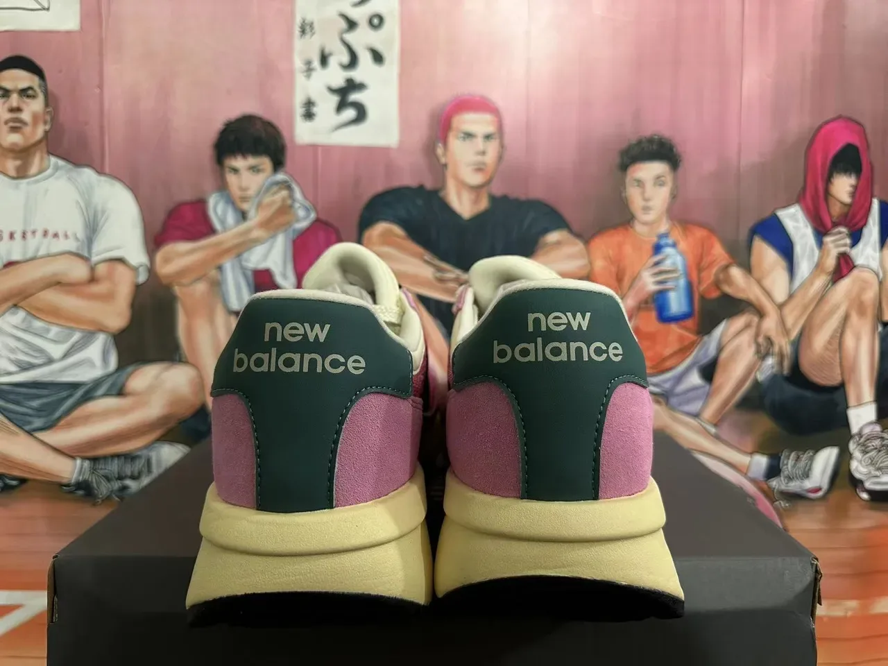 New Balance U370 Pink Black Retro Runner Lifestyle Sneakers 2