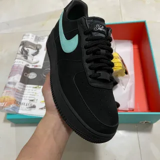 Nike Air Force 1 أسود أزرق منخفض سويد و جلد أعلى أسلوب حياة حذاء رياضي