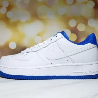 Nike Air Force 1 أبيض وأزرق ملكي سنيكرز أسلوب الحياة