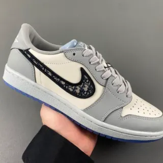 Nike Air Jordan 1 Low Monogrammed Swoosh Gray Off-White حذاء أسلوب الحياة