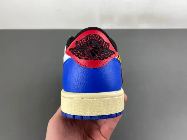 Nike Air Jordan 1 Travis Scott Collaboration Tênis Lifestyle Azul Branco Creme 5
