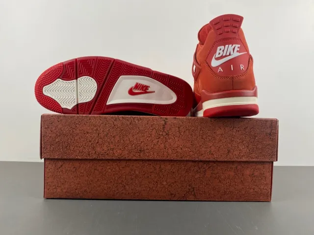 Nike Air Jordan 4 Zapatos de baloncesto rojos monocromáticos 19