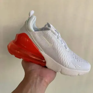 Nike Air Max 270 सफेद और लाल रनिंग शूज