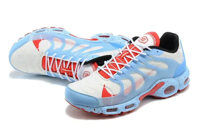 Nike Air Max Plus Light Blue Red Splatter Lifestyle Sneakers 4
