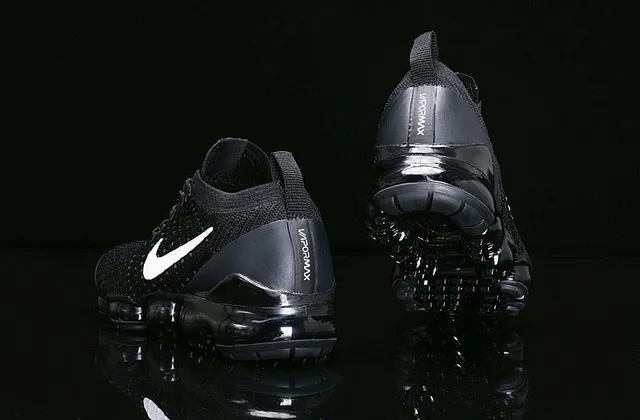 Nike Air VaporMax Black White Running Shoes 10