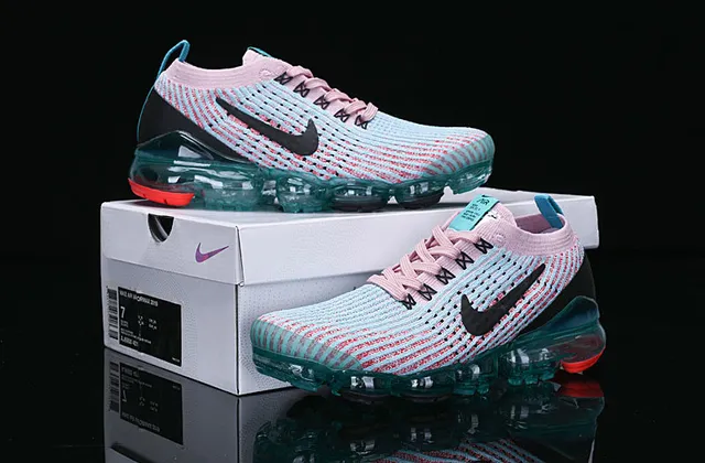 Nike Air VaporMax Knit Pink Blue tênis de corrida 9