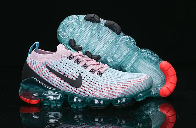 Nike Air VaporMax Knit Pink Blue tênis de corrida 14