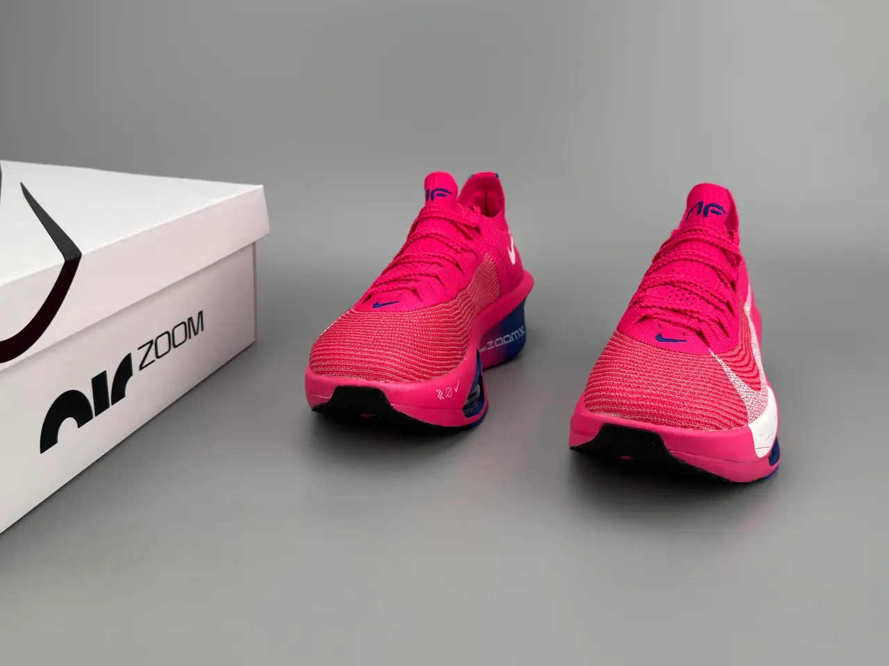 Nike Air Zoom Alphafly Chaussures de Running Haut en Tricot Rose Bleu Unité Visible 3