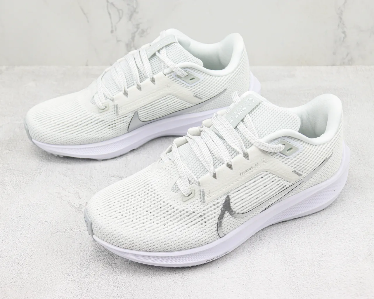 Nike Air Zoom Pegasus White Silver Breathable Engineered Mesh Upper Metallic Swoosh Overlay Running Shoes 4