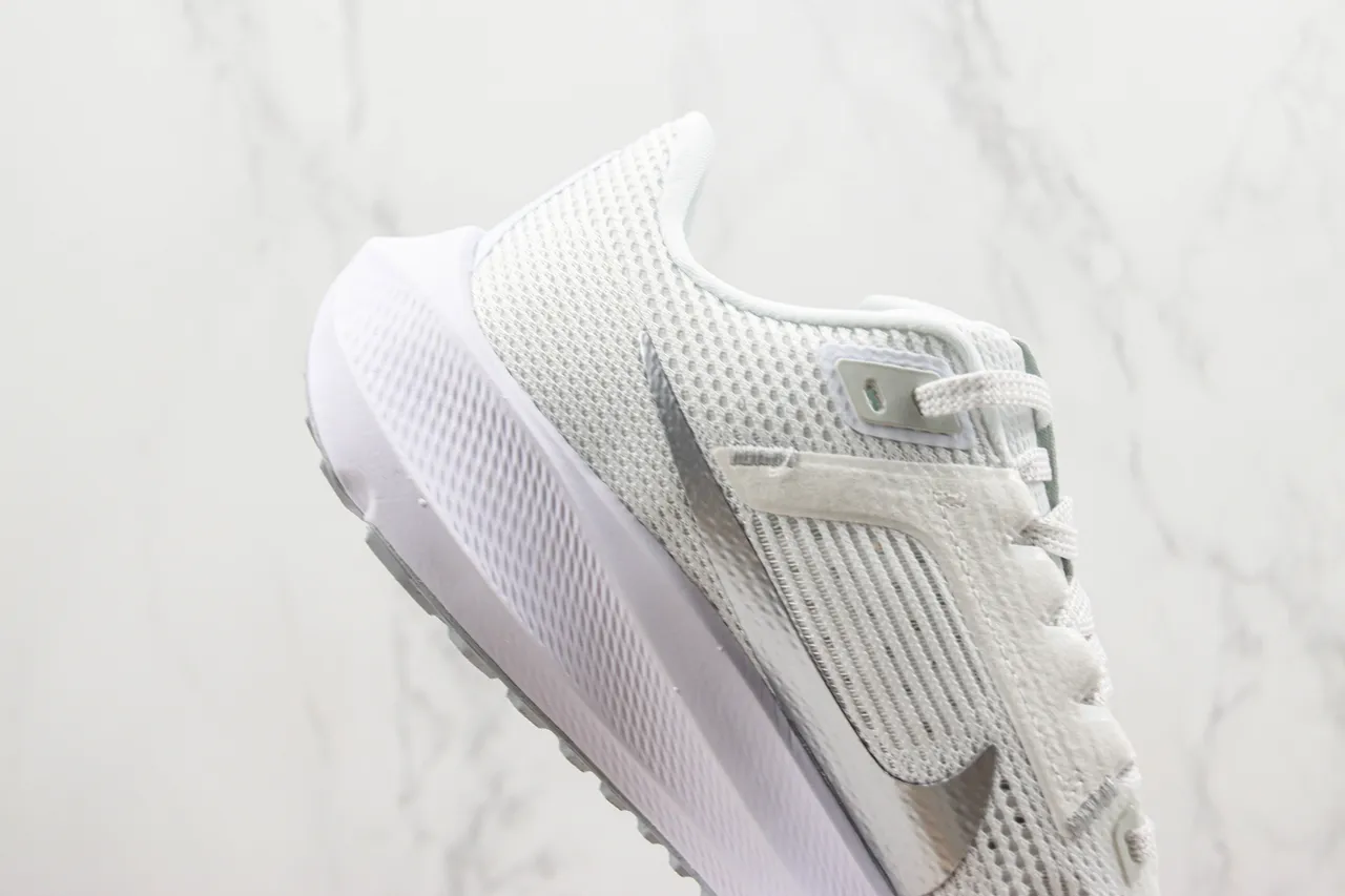 Nike Air Zoom Pegasus White Silver Breathable Engineered Mesh Upper Metallic Swoosh Overlay Running Shoes 5