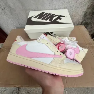 Nike Beige Pink Low-Top Leather-Panelled Sneakers
