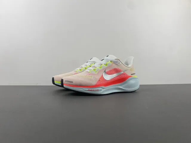 Nike Bege Vermelho Parte Superior Tricot Ingeniéril Unidade Air Zoom Visível Comprimento Total Tênis de Corrida 10