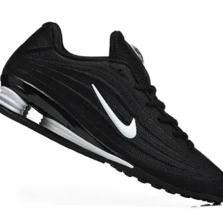 Nike Sneakers Lifestyle Noir et Blanc