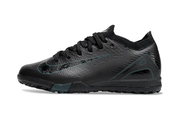 Nike sapatos de futebol indoor com parte superior sintética preta e azul e linhas de acento em teal 6