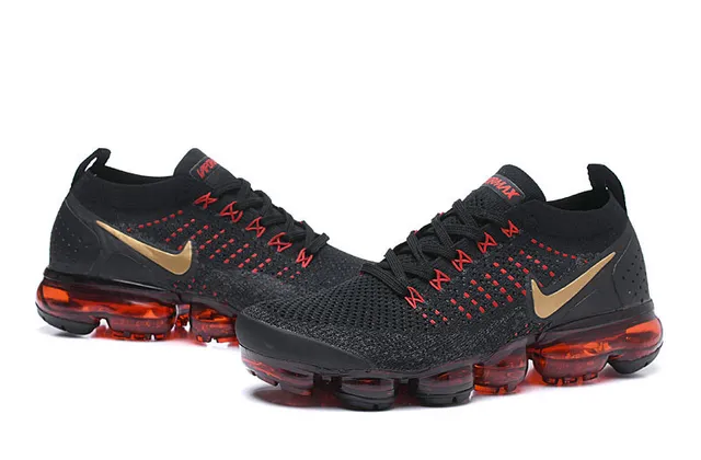 Nike Black Red Flyknit Upper Visible Air Cushioning Running Shoes 6