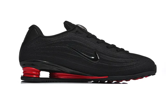 Nike Black Red Knit Upper Exposed Spring Cushioning Running Shoes 2