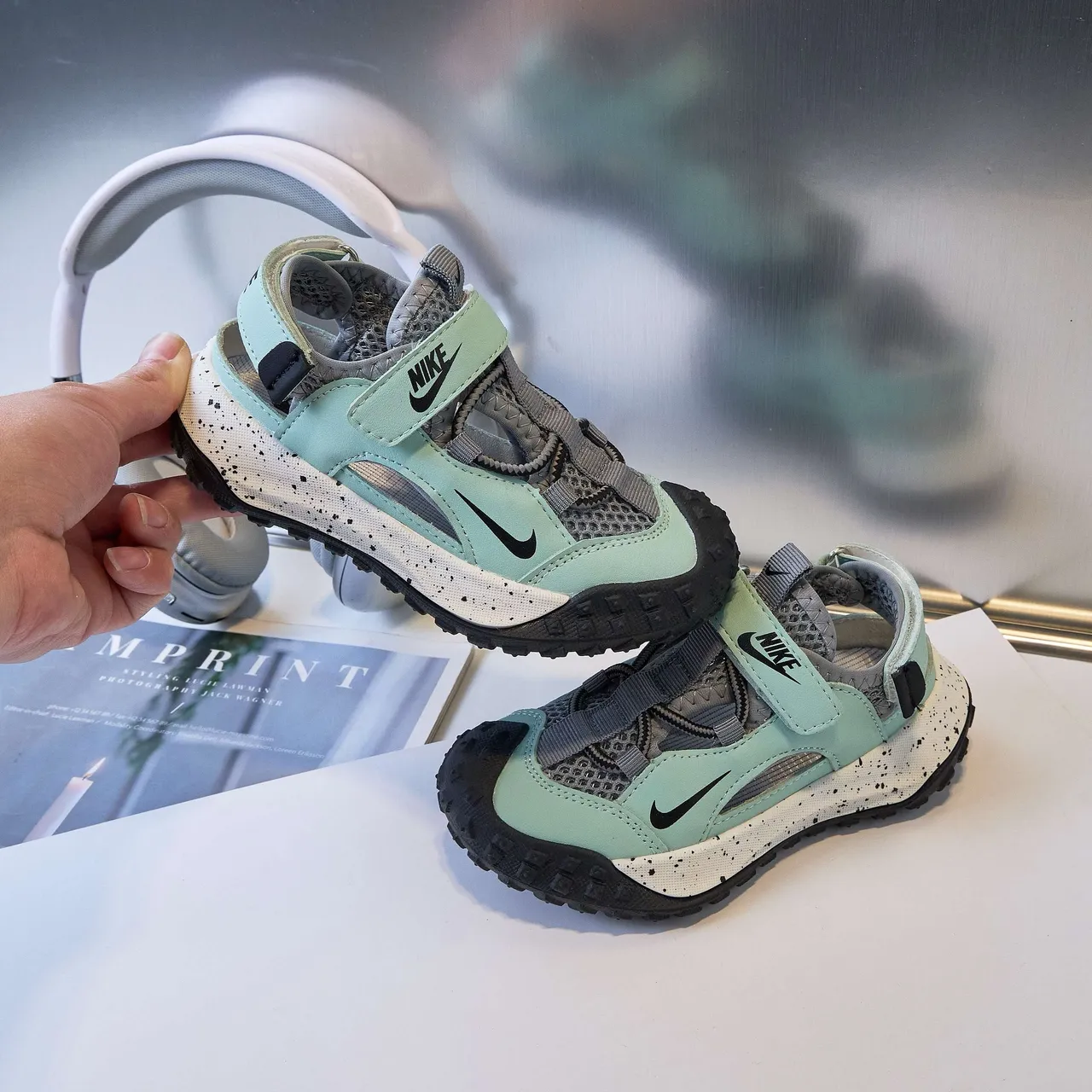 Nike 黑色白色 可调节魔术贴带 网面 休闲凉鞋 9