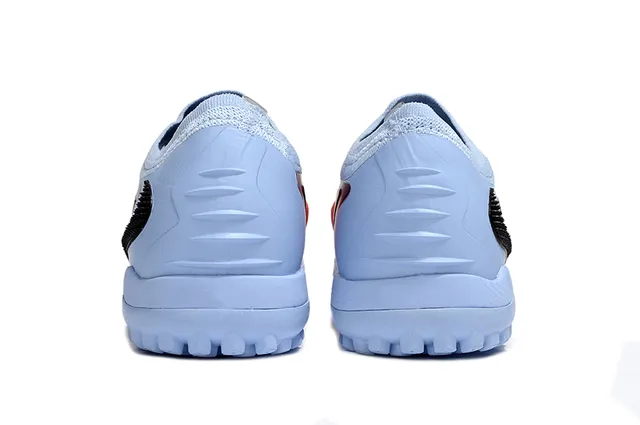 Nike أحذية كرة القدم للعشب الاصطناعي باللونين الأزرق والبرتقالي منخفضة القطع مع الجزء العلوي المحبوك وتغطية القفص الصناعي 4