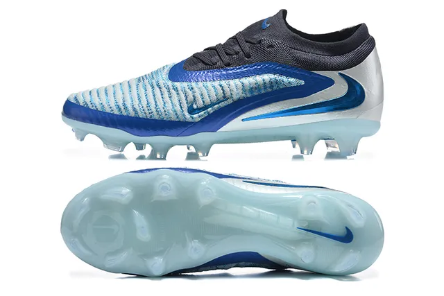 Nike chaussures de football bleu à empeigne en tricot transparent avec lacets asymétriques pour terrain ferme 9