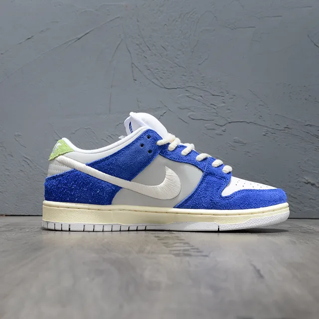 Nike নীল সাদা লো-টপ স্যুয়েড-এবং-লেদার আপার স্কেটবোর্ড জুতো 6