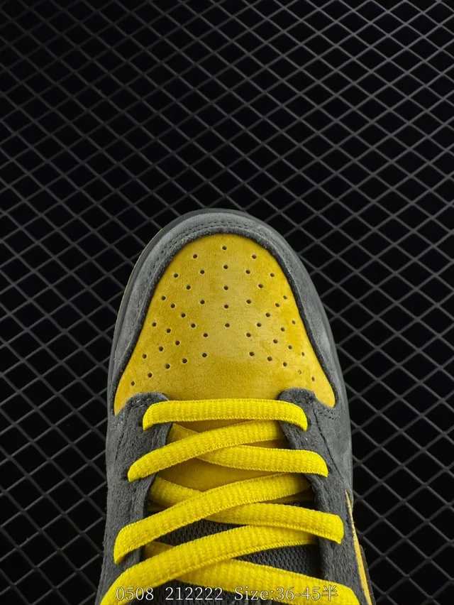 Nike Dunk Low Gray Yellow Suede Upper Skateboard Shoes 2