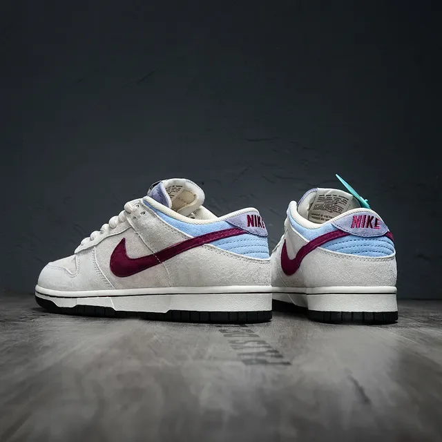 Nike Dunk Low Pale Blue Purple Lifestyle Sneakers 3