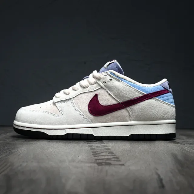Nike Dunk Low Pale Blue Purple Lifestyle Sneakers 7