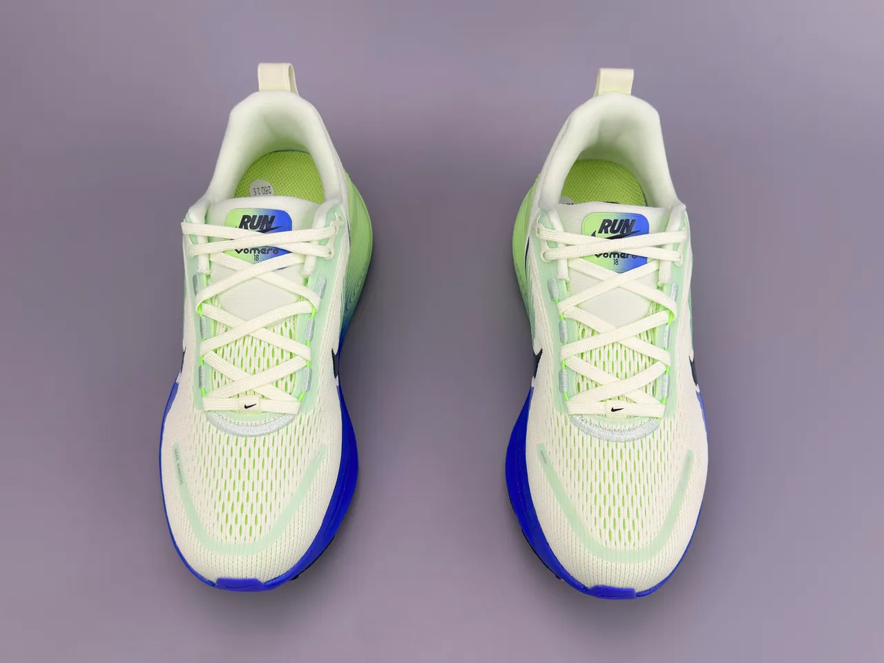 Nike Zapatillas de running con upper de knit engineered en verde azul con midsole gradient 9