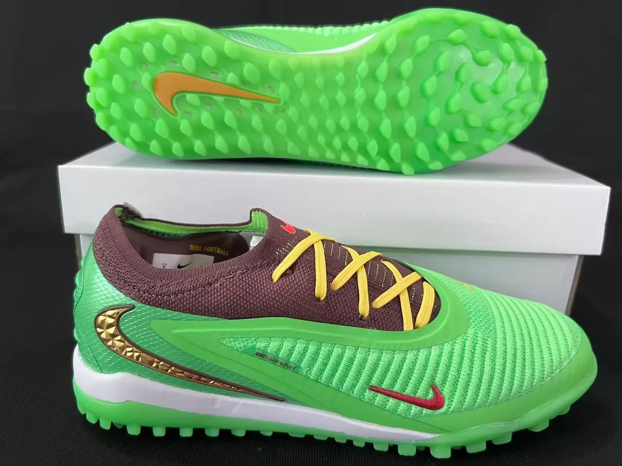 Nike أخضر بني Knit Upper Molded TPU Cage Turf أحذية كرة القدم 5