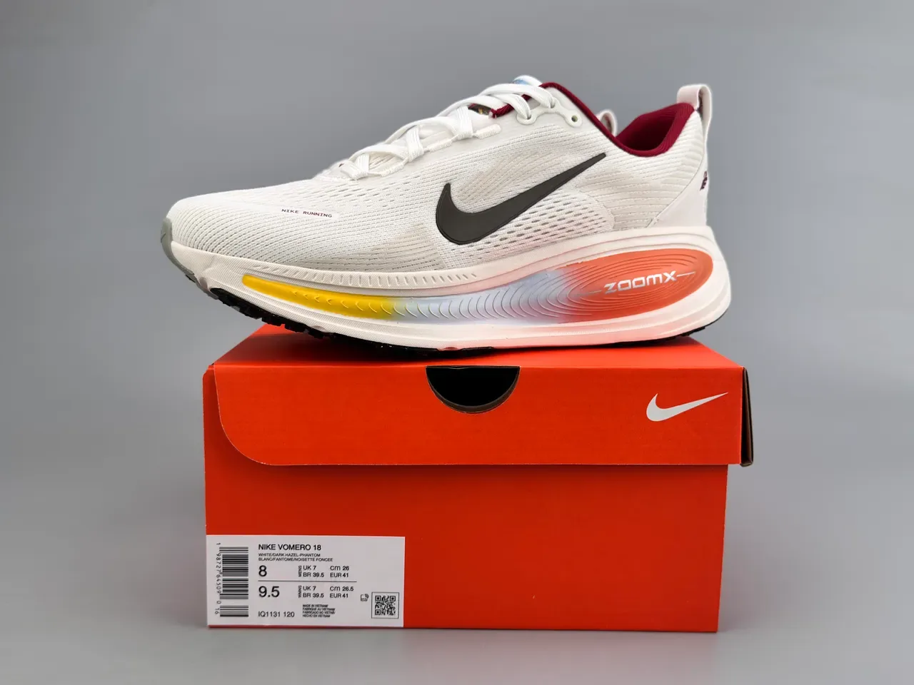 Nike Invincible Run White Red Engineered Knit Upper Visible ZoomX Midsole Window Running Shoes 4