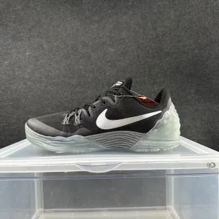 Nike Kobe 8 काले चांदी बास्केटबॉल जूते