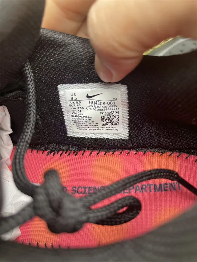 Nike MIND Black and Orange Lifestyle Sneakers 4