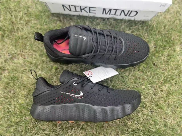 Nike MIND Black and Orange Lifestyle Sneakers 12