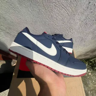 نايك Navy Red أحذية رياضية أسلوب حياة منخفضة الارتفاع جلدية علوية