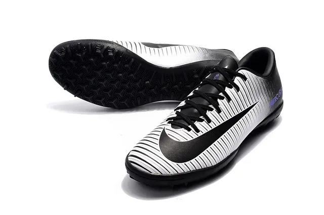 Nike Chaussures de football indoor orange noir silhouette basse ribbelée tige synthétique 8