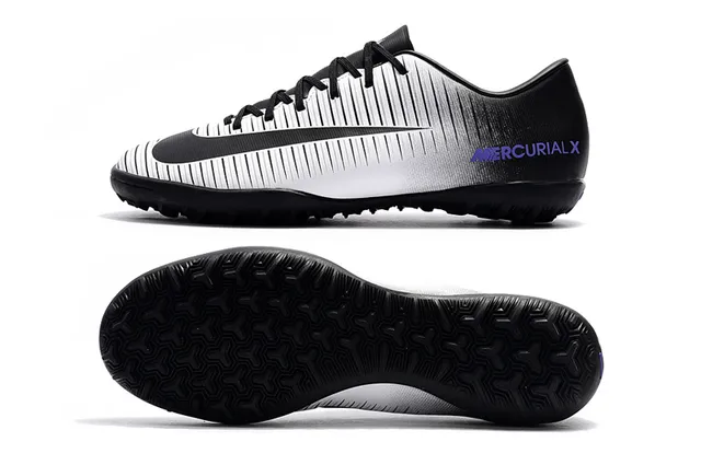 Nike Chaussures de football indoor orange noir silhouette basse ribbelée tige synthétique 11
