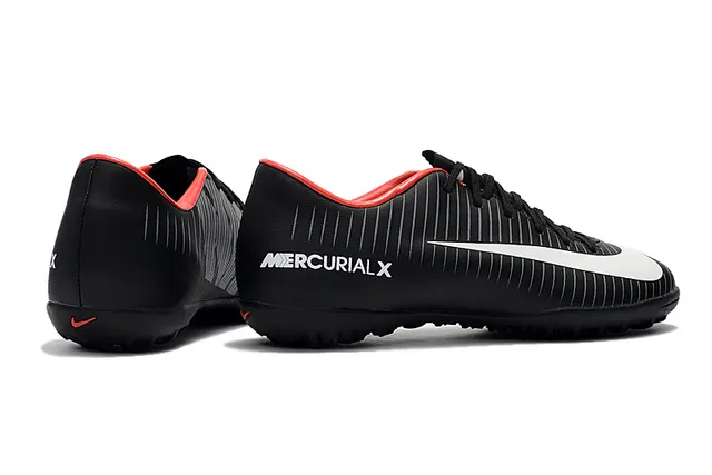 Nike Chaussures de football indoor orange noir silhouette basse ribbelée tige synthétique 19