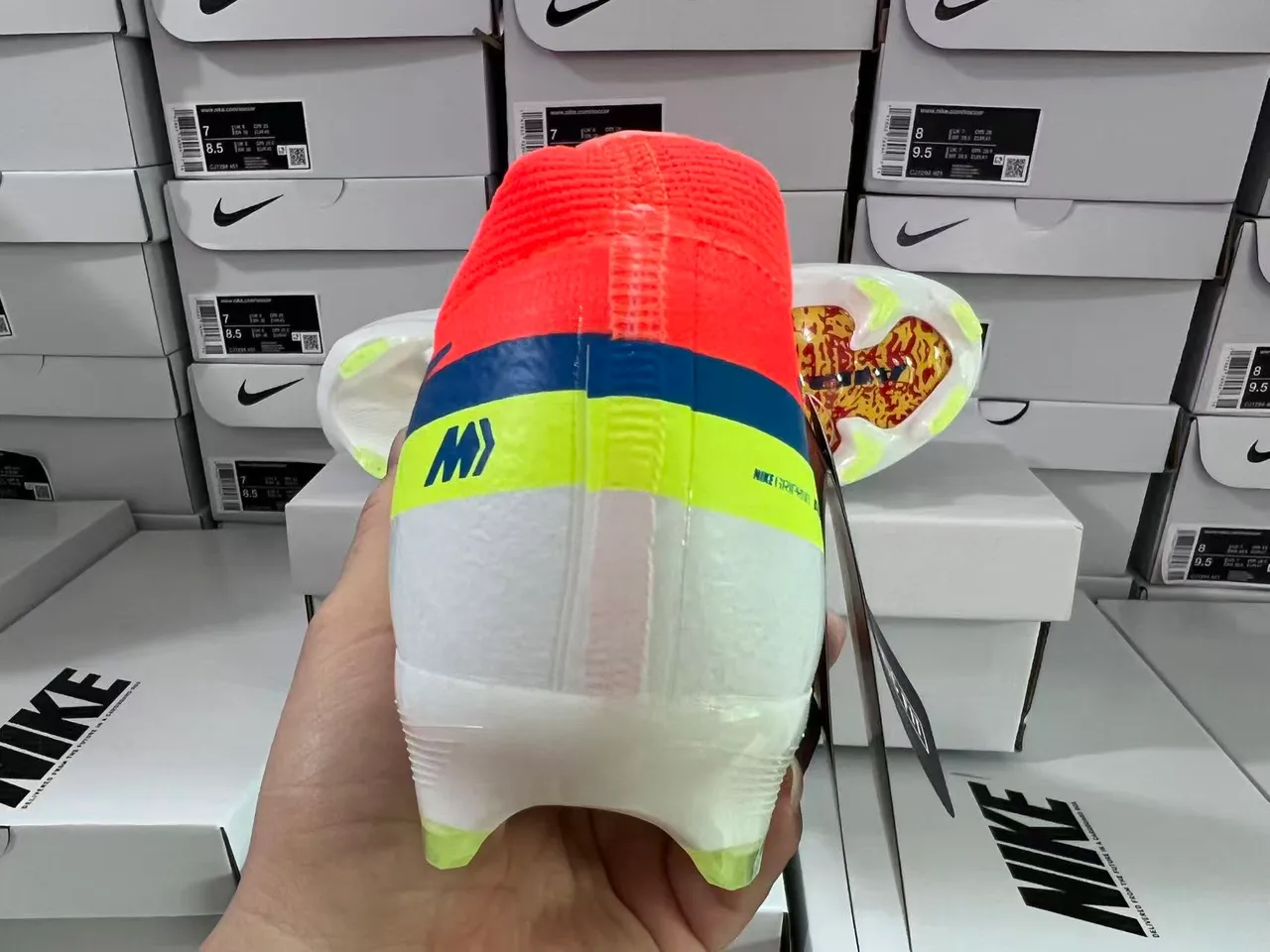 Nike Orange Green Low-Cut Knit Upper Dynamic Fit Collar Firm-Ground Soccer Shoes 12