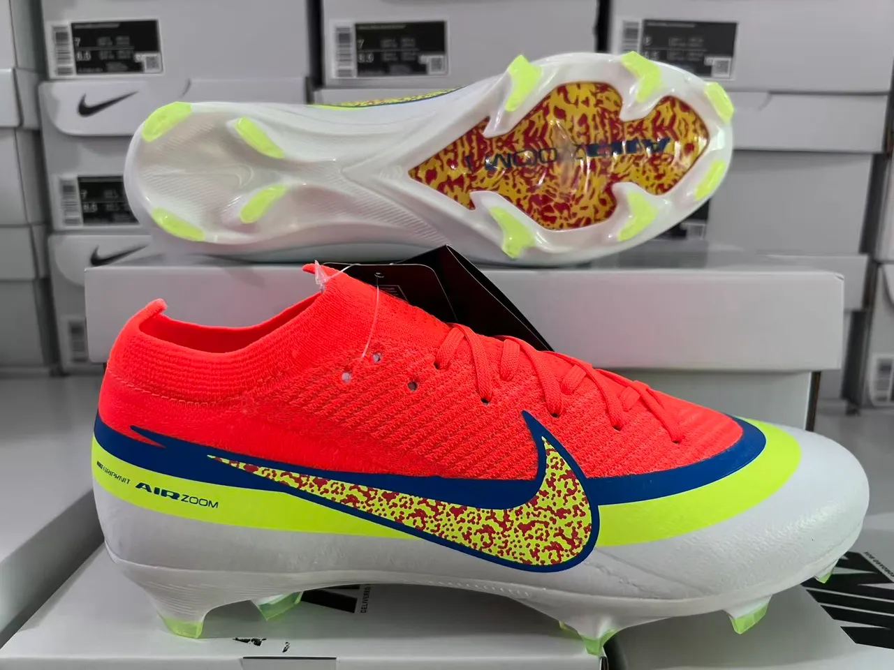 Nike Orange Green Low-Cut Knit Upper Dynamic Fit Collar Firm-Ground Soccer Shoes 13