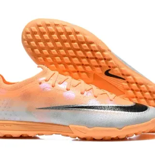 Nike Chaussures de football turf synthétiques orange argent coupe basse