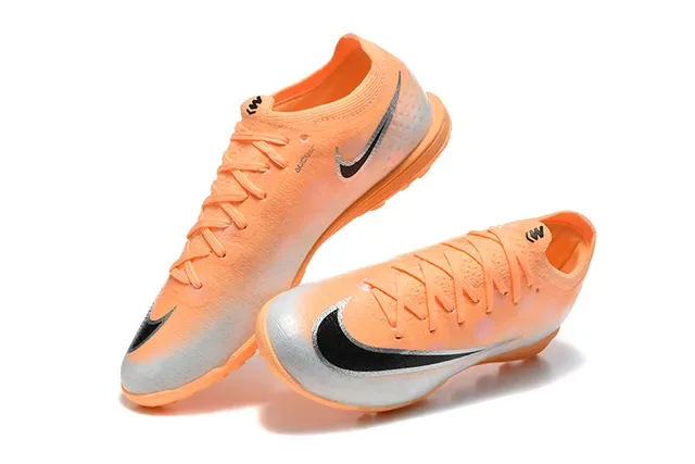Nike Orange Silver Low-Cut Synthetic Upper Turf Soccer Shoes 2