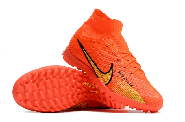 Nike Sapatos de futebol para grama artificial laranja e amarelo com upper em knit de ajuste a meias high-top com colar de tornozelo 2