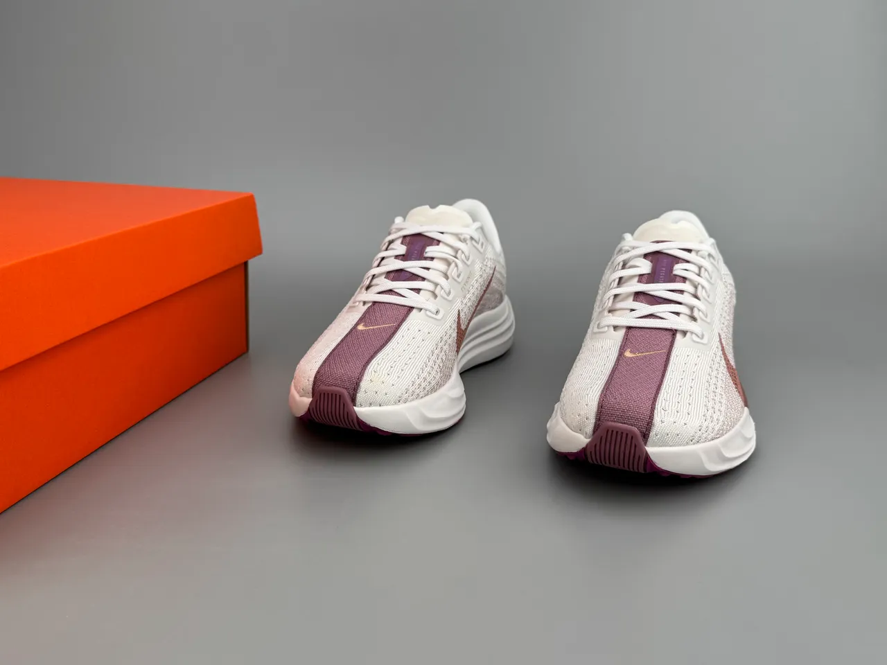 Nike Pegasus ZoomX White and Maroon Running Shoes 3