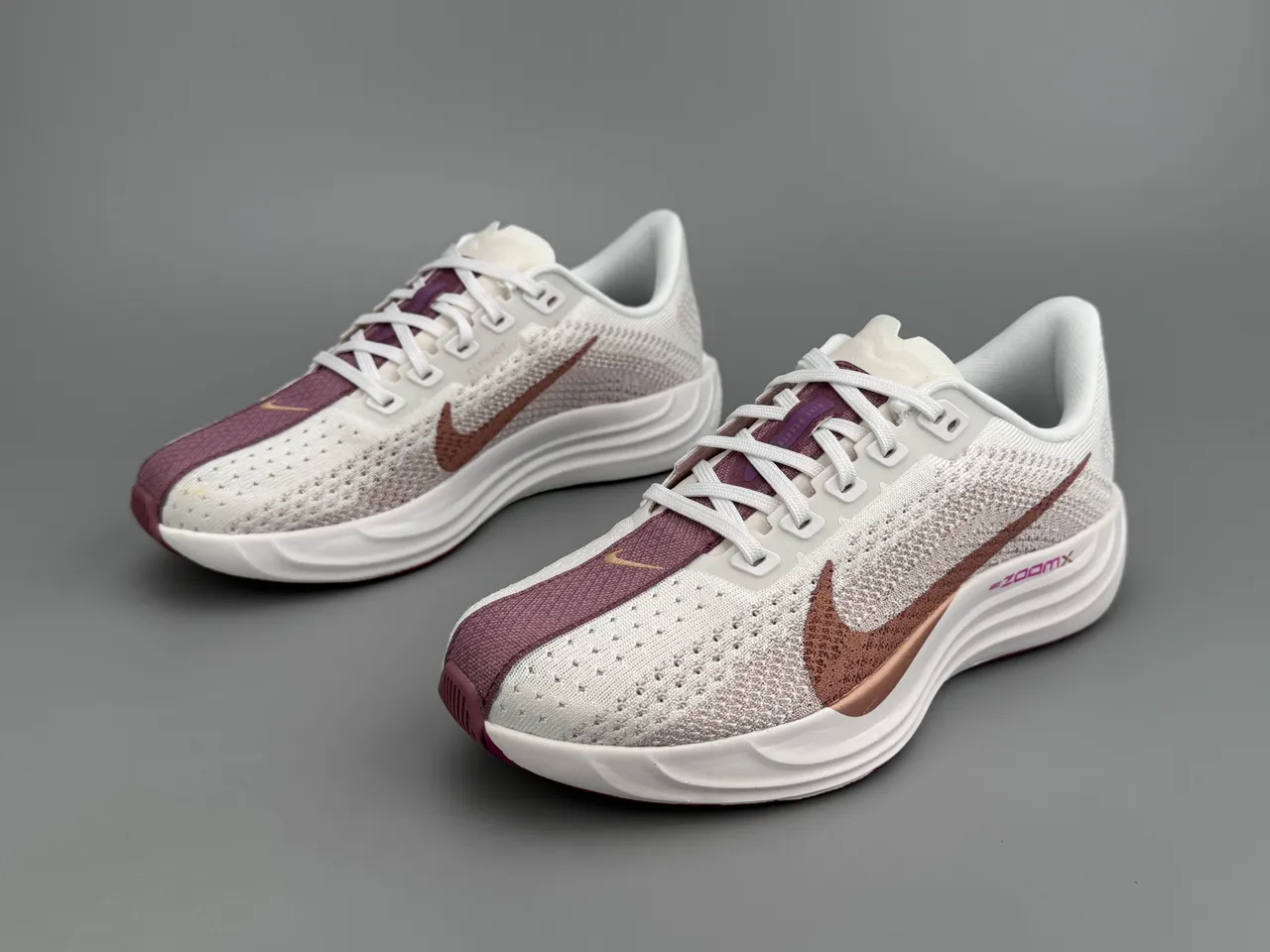 Nike Pegasus ZoomX White and Maroon Running Shoes 9