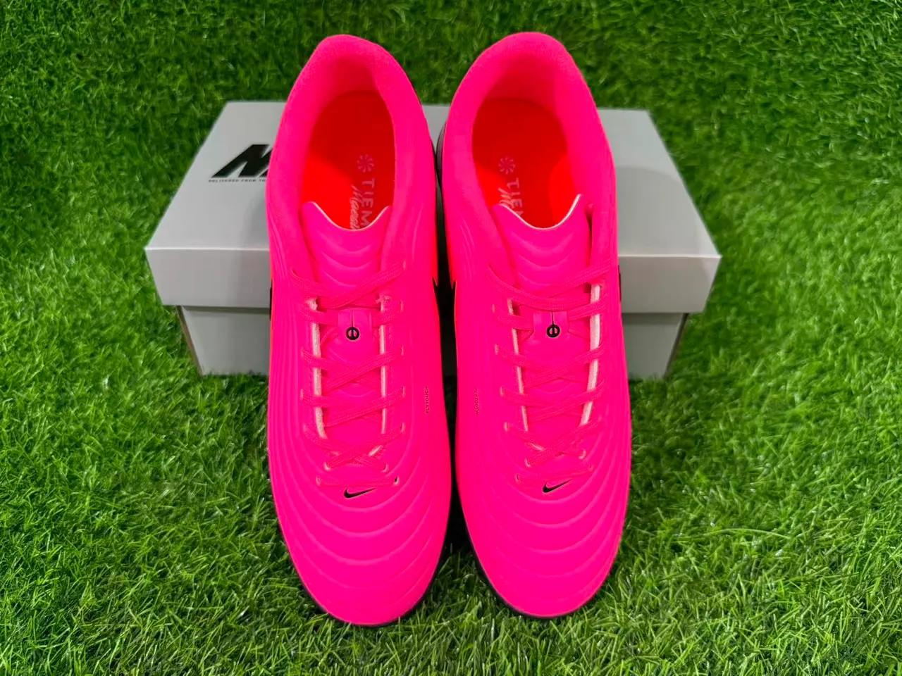Nike Phantom GT Indoor Tênis de futebol indoor rosa vivo preto 7