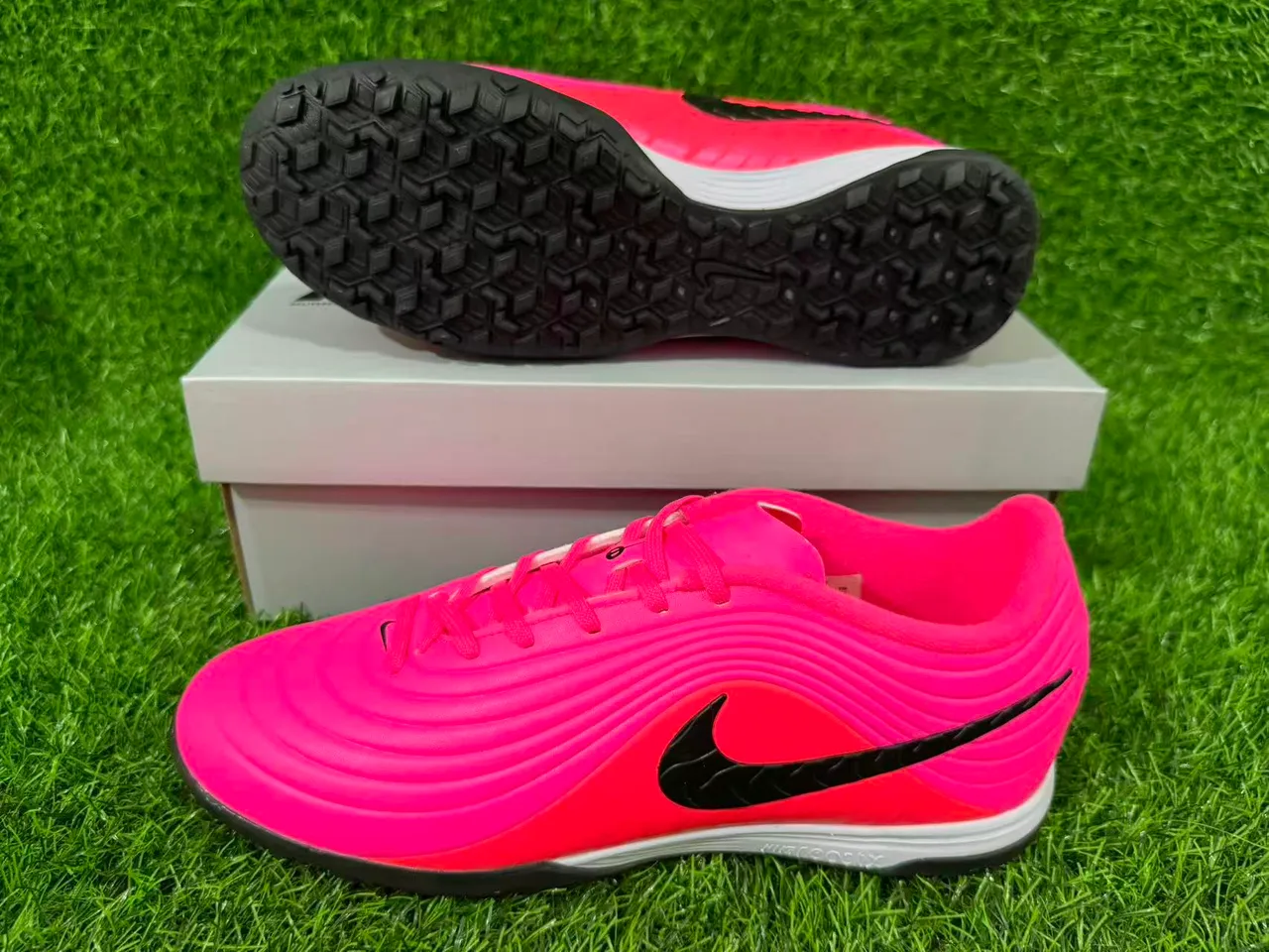 Nike Phantom GT Indoor Tênis de futebol indoor rosa vivo preto 8